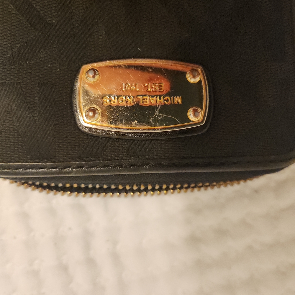Michael Kors Black and Gold Wallet - Picture 6 of 8